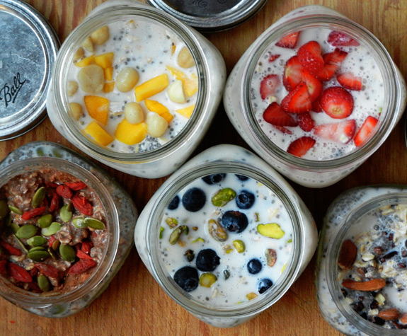 oatmeal-mason-jar-breakfast-meals-simply-mindful